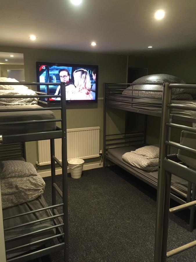 Bobby'S Bunkhouse Hostel EDI Kültér fotó